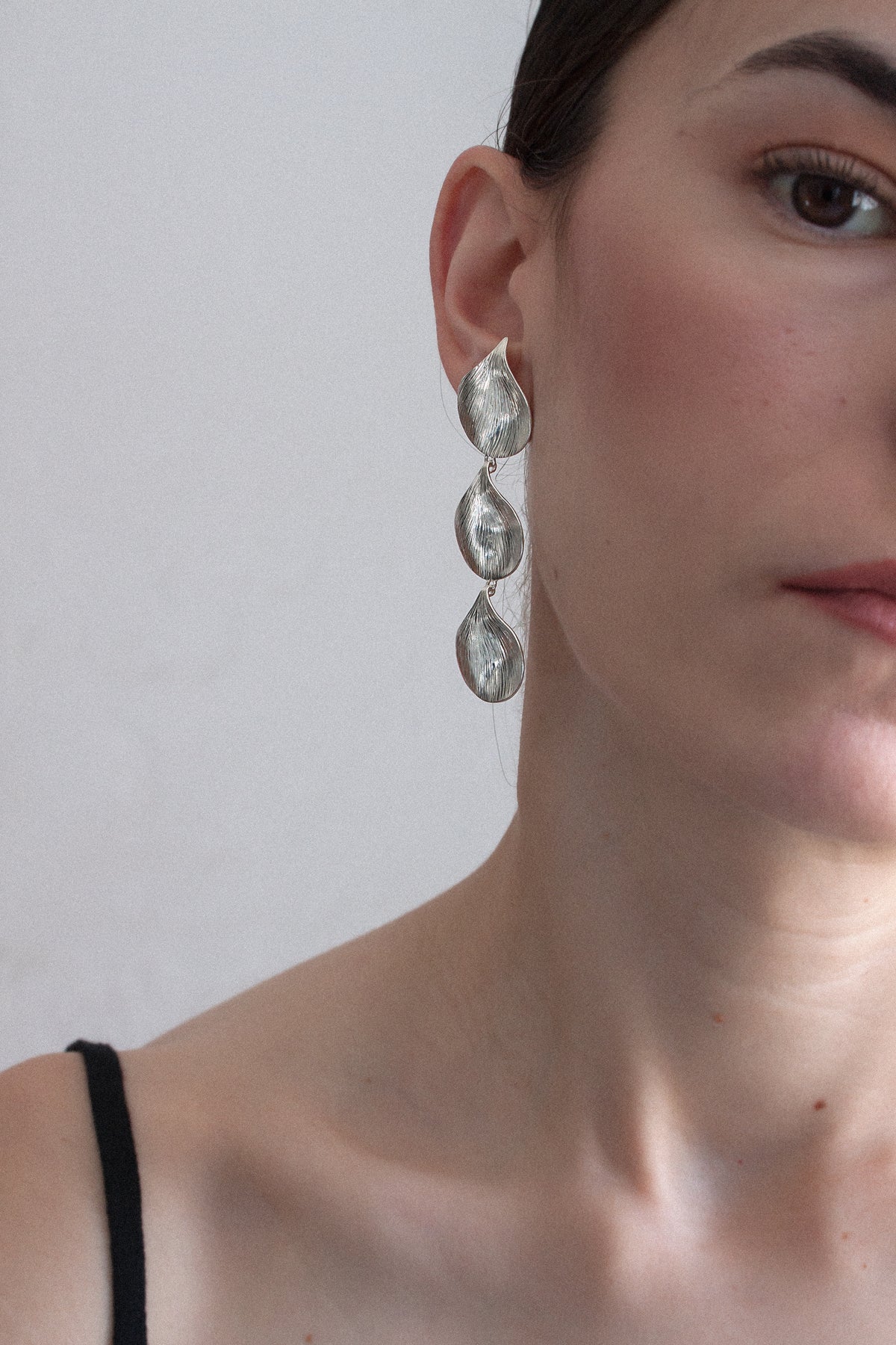 GERANIUM EARRINGS