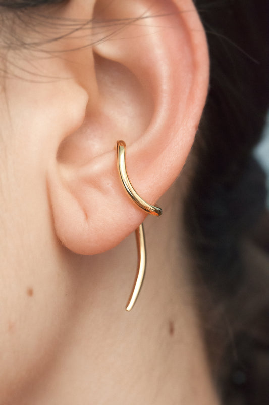 PENDULUM EAR CUFF