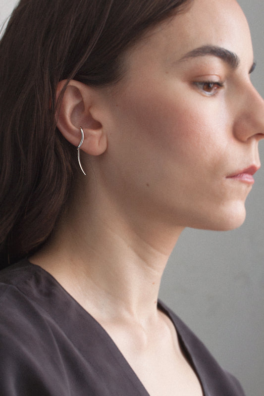 PENDULUM EAR CUFF