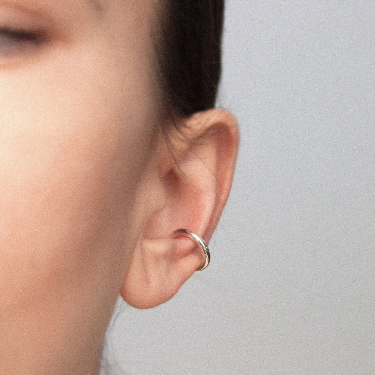 BOLD EAR CUFF