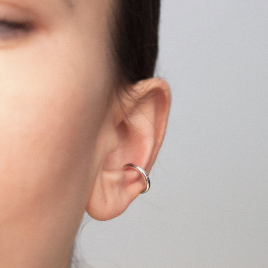 BOLD EAR CUFF