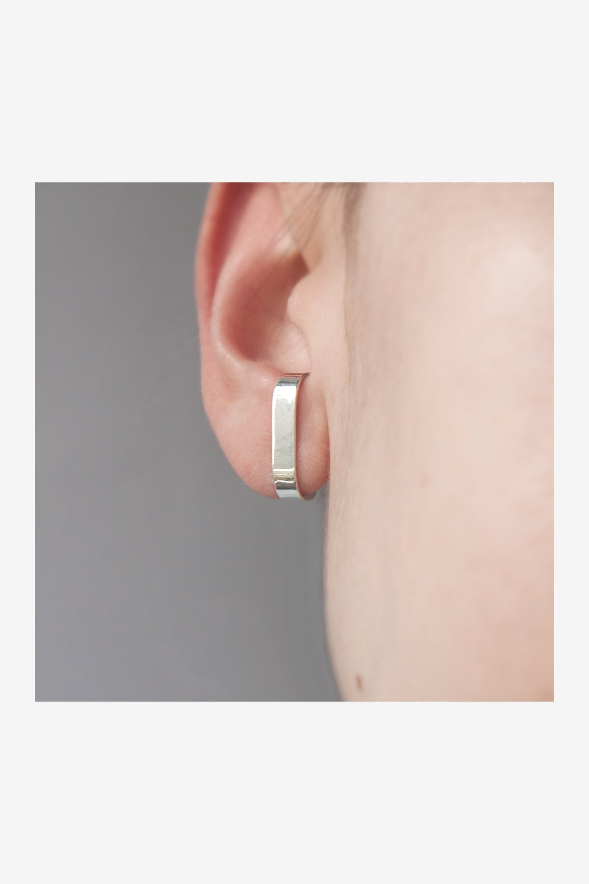 RECTANGULAR LOBE CUFF