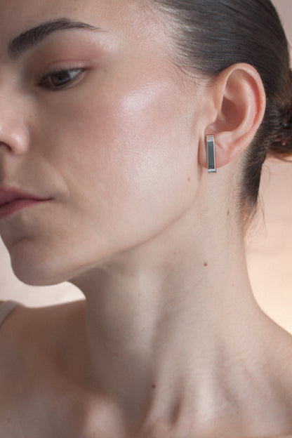 RECTANGULAR LOBE CUFF