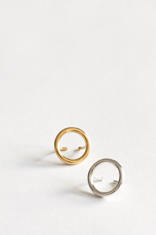 CIRCLE EAR CUFF