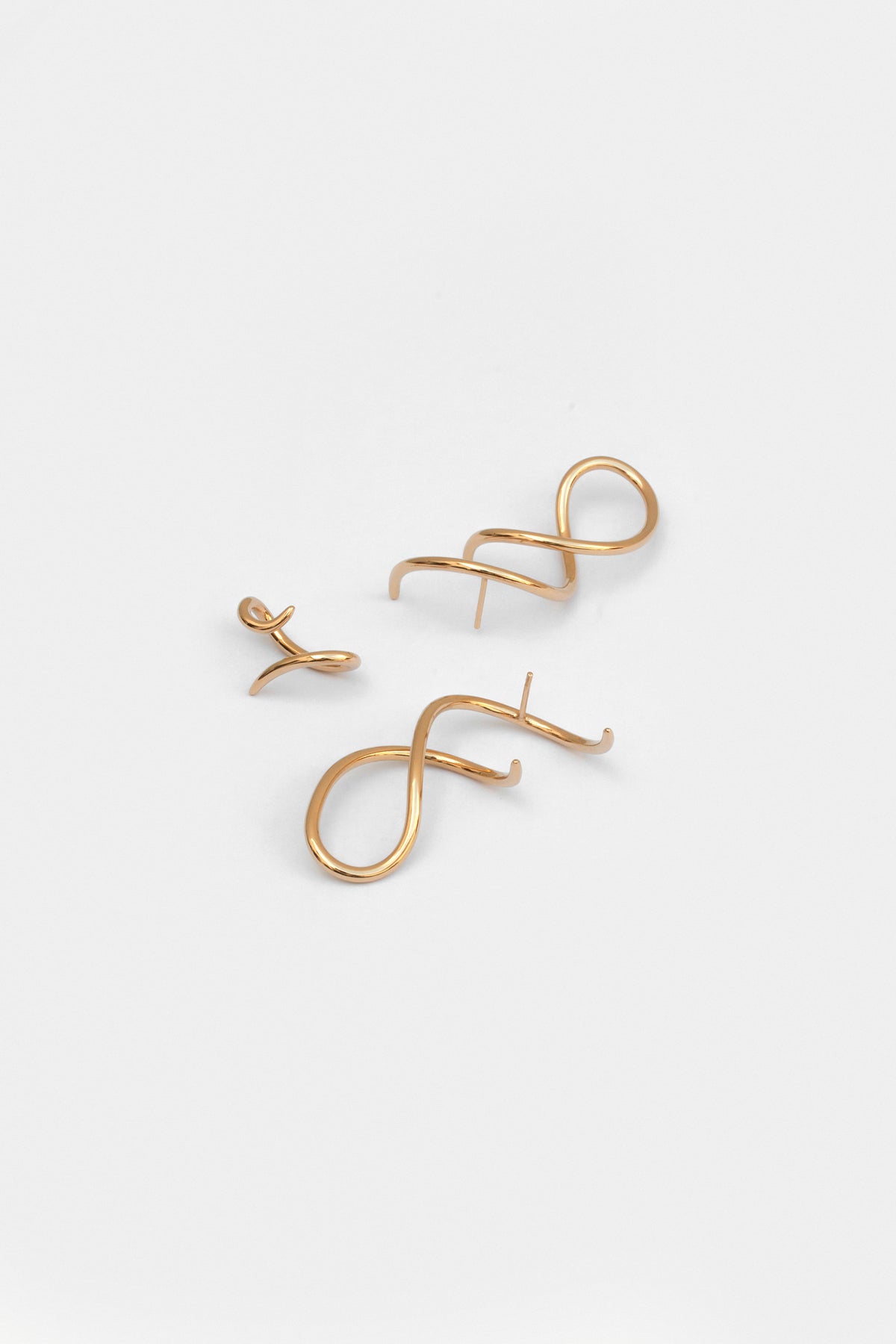 SERENE EAR CUFF